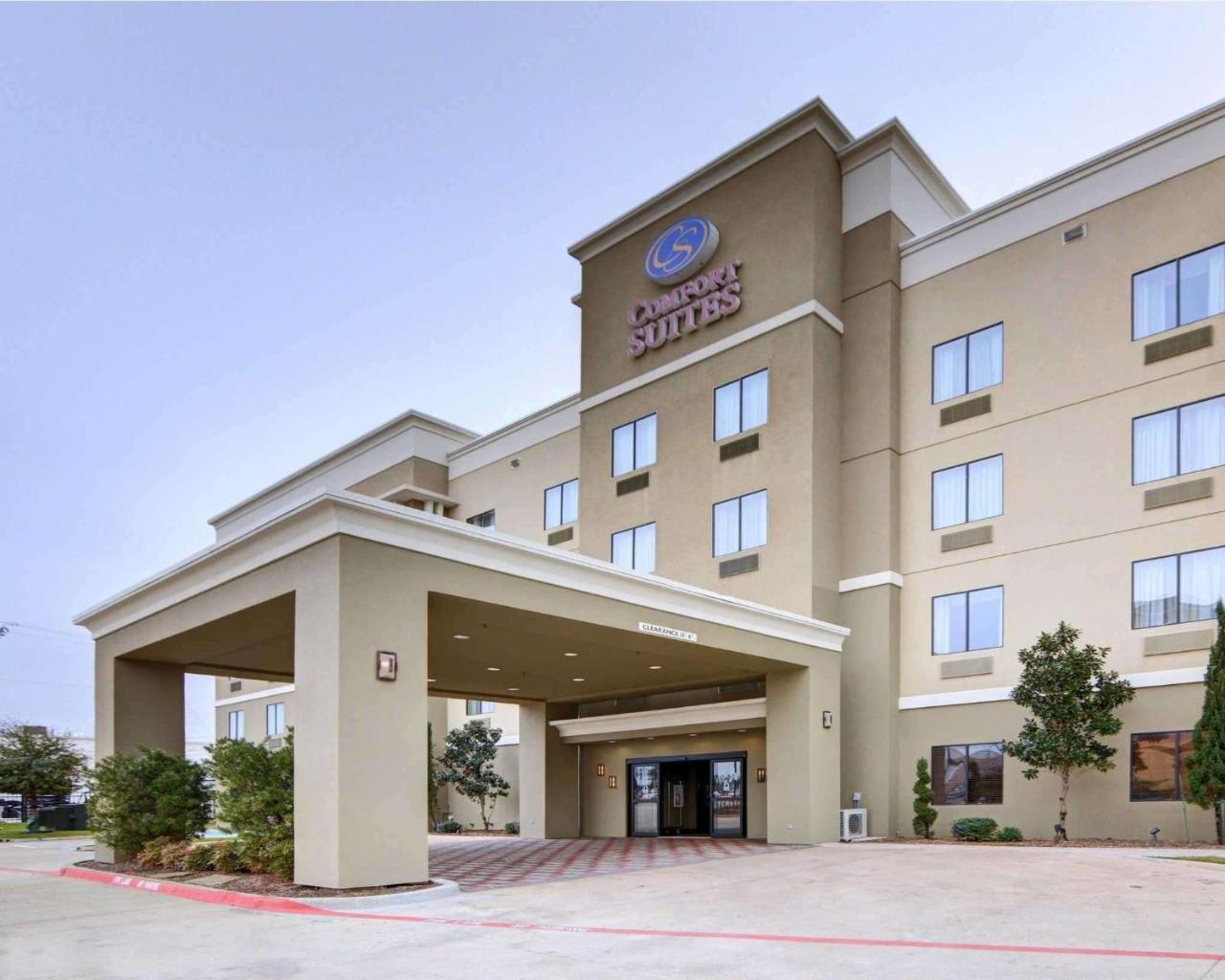 Comfort Suites Near Northeast Mall Норт-Річленд-Гіллс Екстер'єр фото